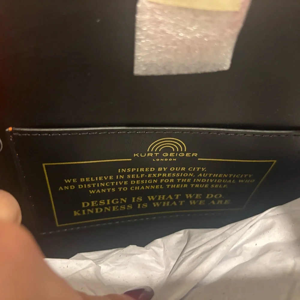 Kurt Geiger Vibrant Orange Tote with Matching Pouch - Picture 11 of 12